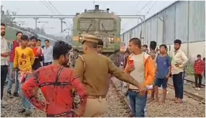 Uttar Pradesh: 2500 passengers in two trains left stranded at a station after drivers and guards left saying their duty hours were over