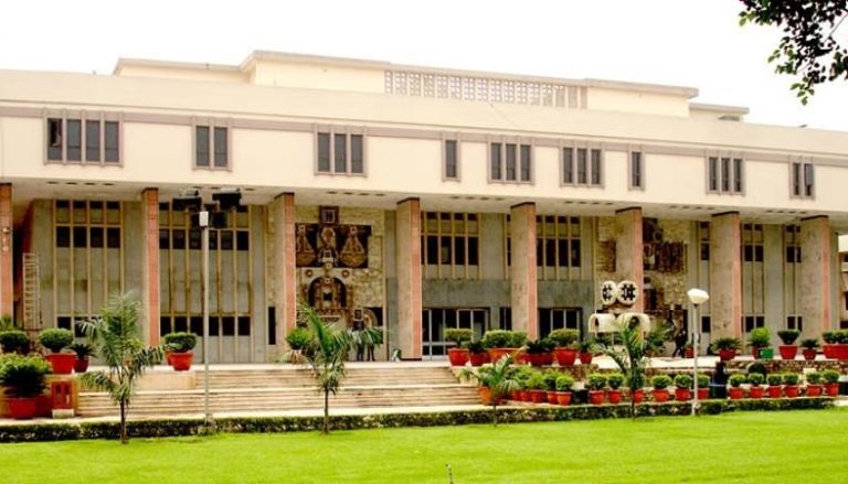 “You want people to live in gas chambers?” Delhi HC pulls up Delhi Forest Dept for allowing cutting of trees, says it is responsible for the pollution mess