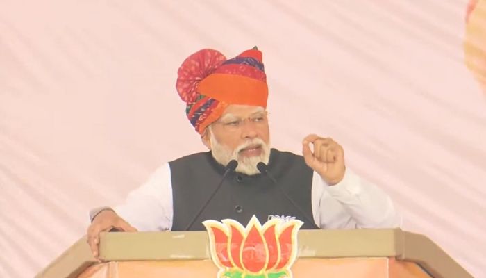 Rajasthan: ‘Lal diary ka page khulta hai, udhar Gehlot ka fuse ud jata hai’, Prime Minister Narendra Modi targets Congress government over corruption charges