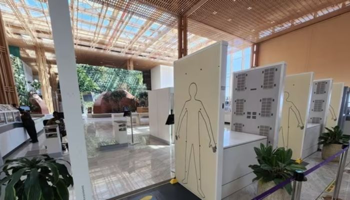 Bengaluru airport to do away with gadgets-in-tray security checks: KIA to bring in quick CT technique for screening travellers