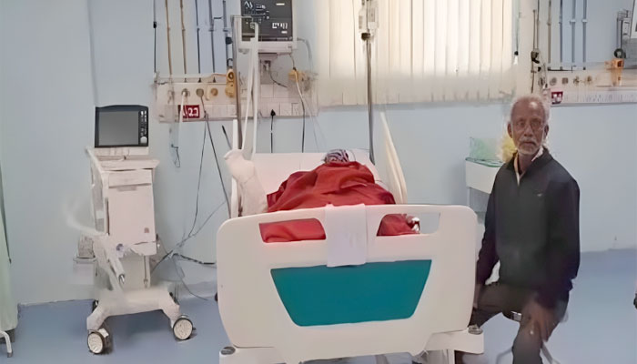 UP Hindu bus conductor attack: Harikesh Vishwakarma, who was attacked by Lareb Hashmi, is stable and recovering