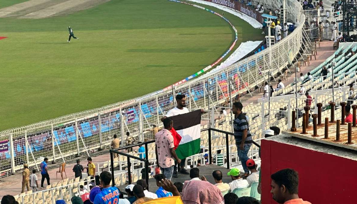 West Bengal: Palestinian flag waved during Pakistan-Bangladesh World Cup match in Kolkata; four detained