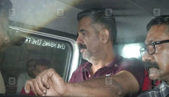 Kerala honour killing: Abees Muhammed kills minor daughter by force-feeding her herbicide, because she had a boyfriend in school