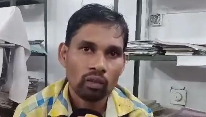 Gruesome beheading incidents send shockwaves across 2 states: UP man kills mother, Odisha man kills wife, both roam around with severed heads