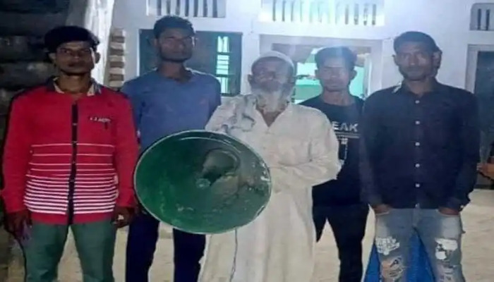 UP: FIR against Maulvi and Mutawalli of a mosque in Sitapur over the high volume of loudspeakers