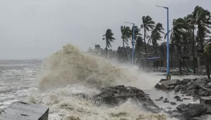 Depression in Bay of Bengal likely to intensify into Cyclonic Storm in next 24 hours, as per IMD