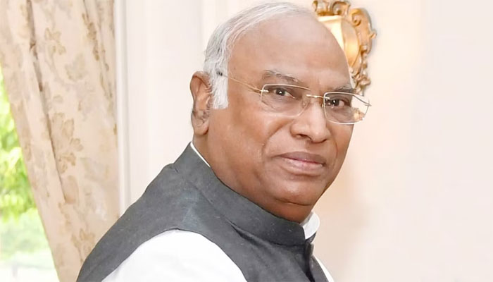 Elections 2024: Kharge avoids commenting on proposal to be I.N.D.I Alliance PM candidate, says winning is priority