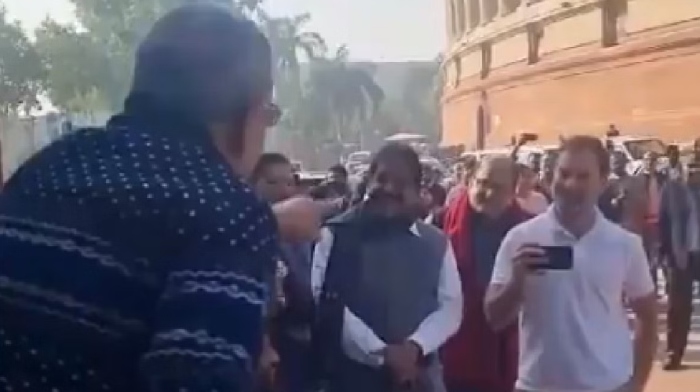 Mimicry of Vice President: Maharashtra minister files police complaint against Rahul Gandhi and TMC’s Kalyan Banerjee, seeks FIR registration