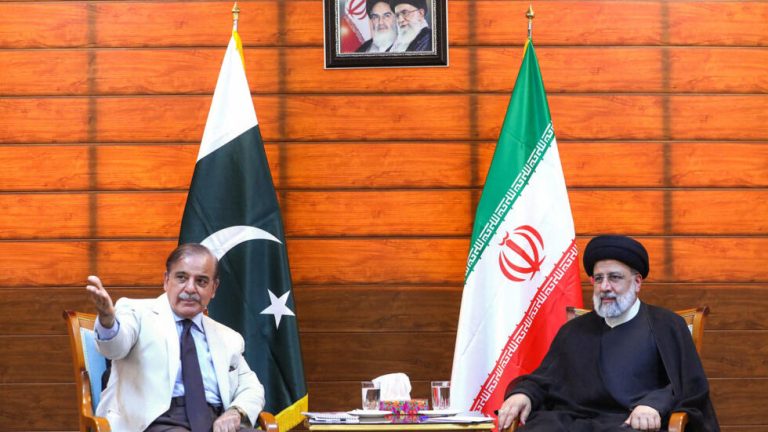 Pakistan expels Tehran envoy, recalls its ambassador in response to Iranian airstrike on terror camp