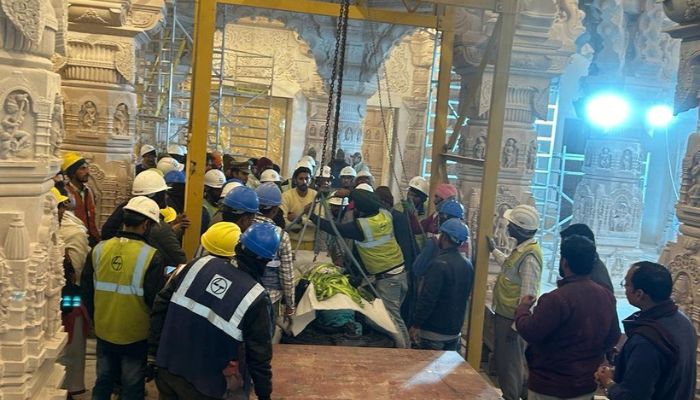 Shri Ram Lalla’s idol arrives in Ram Mandir, to be installed in the garbha griha today
