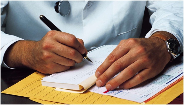 Doctors should write drug prescriptions in readable handwriting or in capital letters, no scribbling acceptable: Orissa High Court