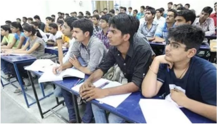 Centre lays new rules for coaching centers, allows no admission to students below 16, misleading ads