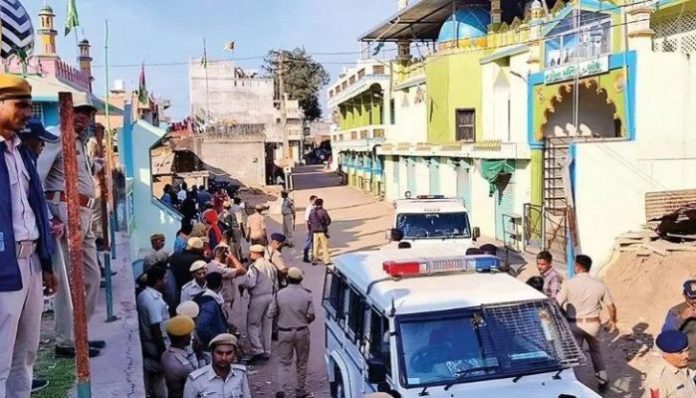 Muslims attacked Shobha Yatra in bhoj.