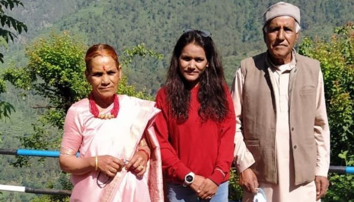 Record-setter mountaineer Savita Kanswal, who died in Uttarkashi avalanche, awarded the Tenzin Norgay National Adventure Award posthumously