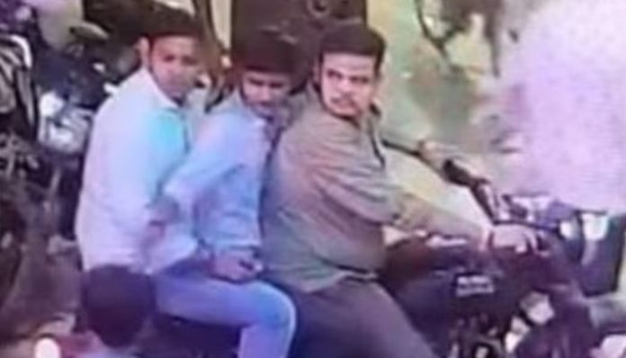 BJP expels three people after they were arrested for gang-rape of IIT-BHU student