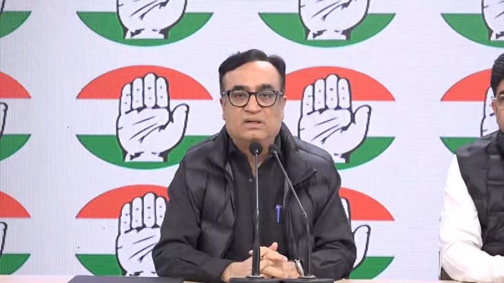 Congress says bank accounts are operational an hour after claiming they were frozen, claims IT dept asked them to maintain Rs 115 crores in accounts