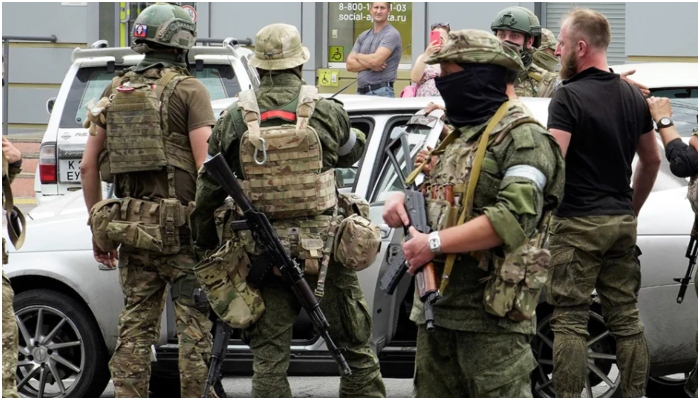 MEA urges Indian nationals in Russia to stay away from Russia-Ukraine conflict amid reports of Indians being forced to fight for Russia