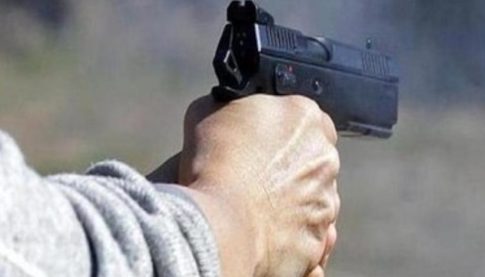Uttar Pradesh: Zeeshan kills pregnant wife and attempts to shoot younger brother over suspicion of ‘illicit affair’ between the two
