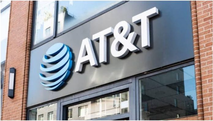 Widespread cellular disruptions in the US: Florida Senator warns of potential 'Chinese cyber-attack'