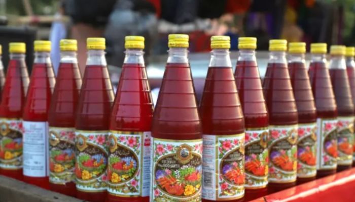 Hamdard Laboratories known for halal-certified product ‘Rooh Afza’ cheating millions by hiding possible health hazards linked to the cooling drink: Report
