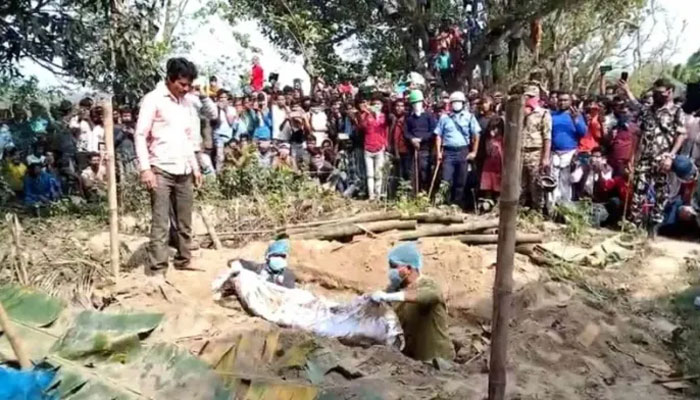 Eyes gouged out, breasts cut-off: 13-year-old girl allegedly raped and murdered in Bengal, body exhumed for re-examination after autopsy report omitted cruelties