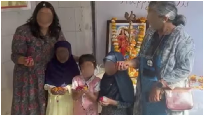 Sewa Bharati of RSS establishes 1250 schools in Kashmir teaching Muslim students the true value of Kashmiriyat, keeping them away from stone-pelting: Report