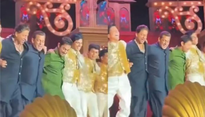 Shah Rukh Khan dancing at Anant Ambani's wedding