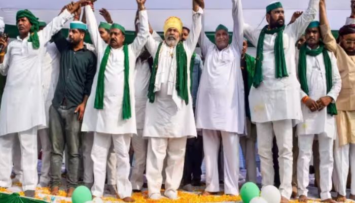 No tractor, trolleys, and any kind of weapons allowed: Delhi Police grants NOC to SKM’s ‘Kisan Mahapanchayat’ at Ramlila Maidan with conditions