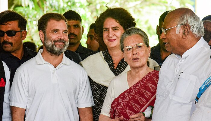 Trouble mounts for Congress: IT department sends fresh notice for pending dues over Rs 1,745 crore for years 2014-15 to 2016-17, total outstanding now Rs 3,567 crore