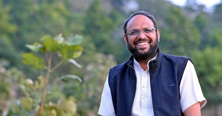 Congress aide who agitated to deny development in Chhattisgarh gets Goldman Environmental Prize, which was earlier given to Medha Patkar who denied water to Gujarat for years