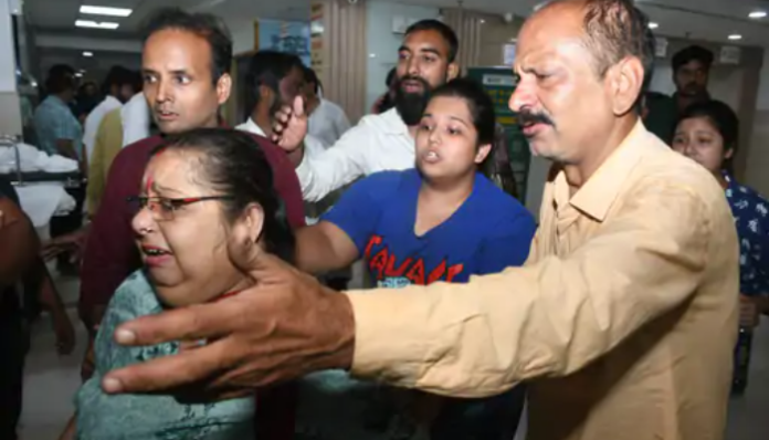 The family members of the victim.