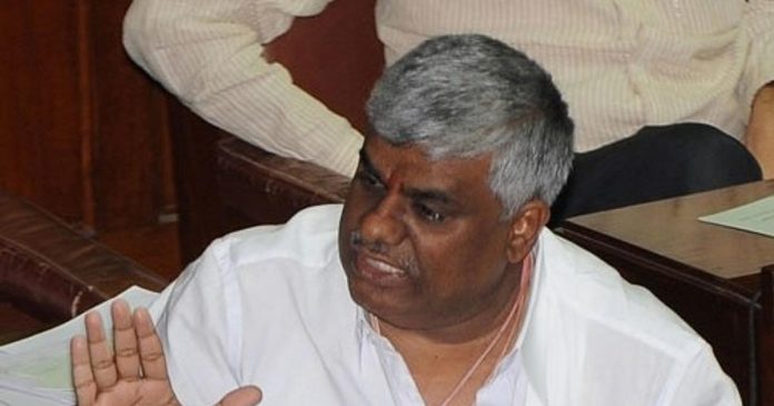 HD Revanna detained