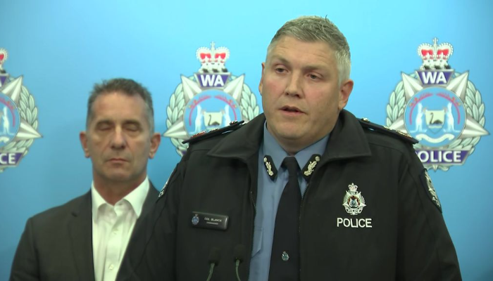 Australia: Police shoot dead 16-year-old boy armed with a knife after he stabbed a man in Perth, the minor was enrolled in de-radicalisation program