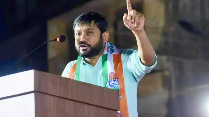 Congress leader Kanhaiya Kumar assaulted during campaigning in Delhi, youth slaps him multiple times after greeting him with a garland