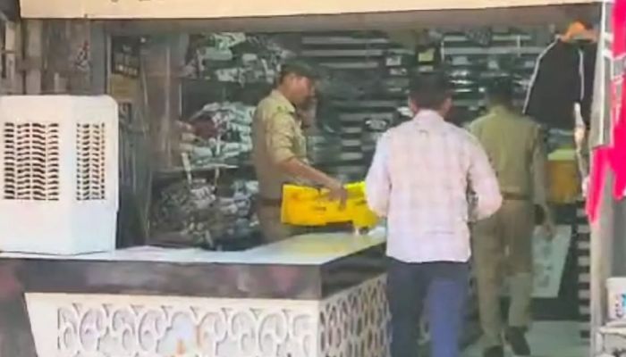 UP: Shopkeeper Wahid Qureshi renames Punjabi Market to “Islamic Market”, prints name on carry bags, arrested after local traders raise alarm