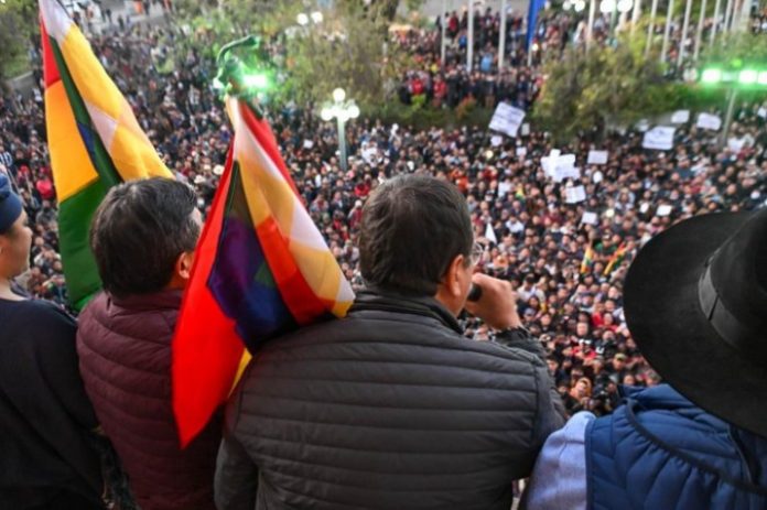 Bolivia: President Luis Arce thanks people after coup attempt fails