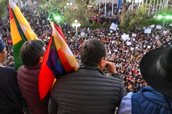 Bolivia: Coup attempt by Army commander fails, President Luis Arce thanks people for support