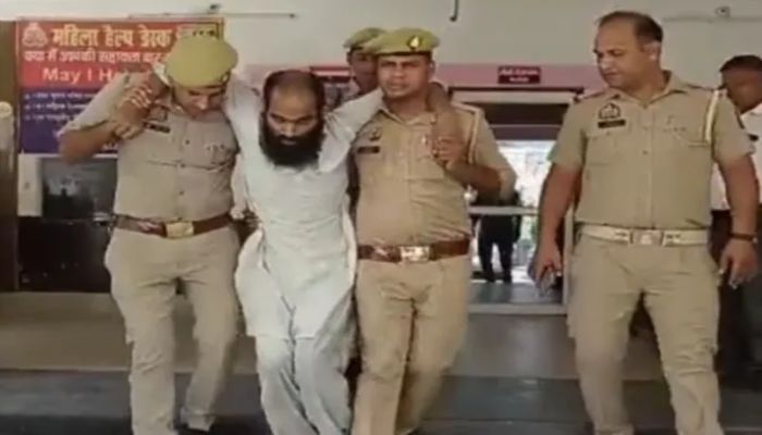 Amroha: Ata ur Rehman molests a woman, threatens to kill her, and hurls abuses; limps out of the Police station with support after being arrested