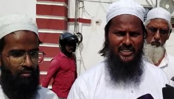 Uttar Pradesh: Maulvi Abdul Hafeez forces children to wash his private part in Madrasa, also accused of forcing them to clean him after defecation, complaint filed