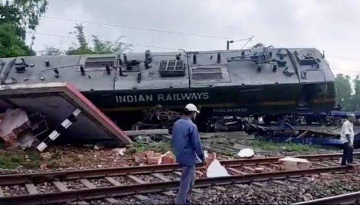 More than 300 deaths, 12 train derailments, fire incidences and thousands of injuries in past two years: Indian Railways has a lot to answer for