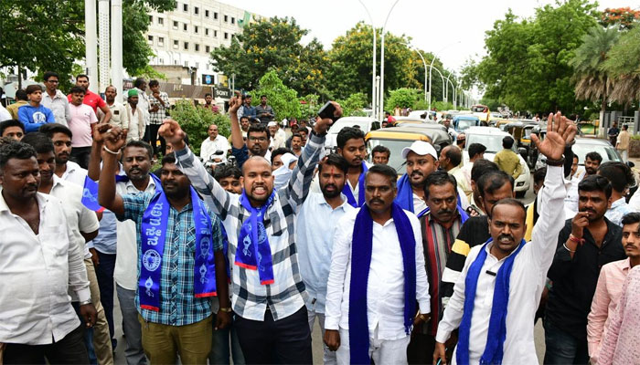 Karnataka: Mirza Sarfaraz detained after 13-year-old pregnant rape victim dies