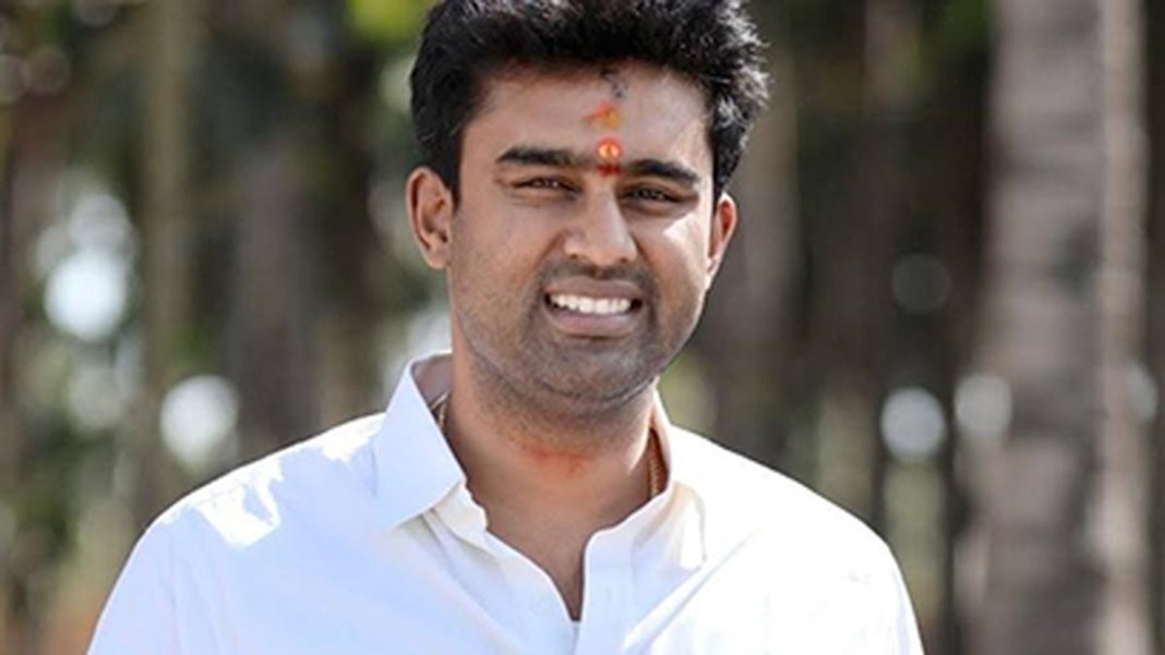 Suraj Rp Sexual assault case: JD(S) MLC Suraj Revanna brought to CID office in ...