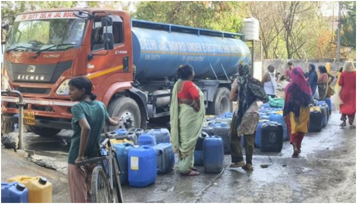 AAP now blames other states for tanker mafia in Delhi, claims water tankers in Haryana stealing water meant for Delhi after SC slammed Kejriwal govt over the issue