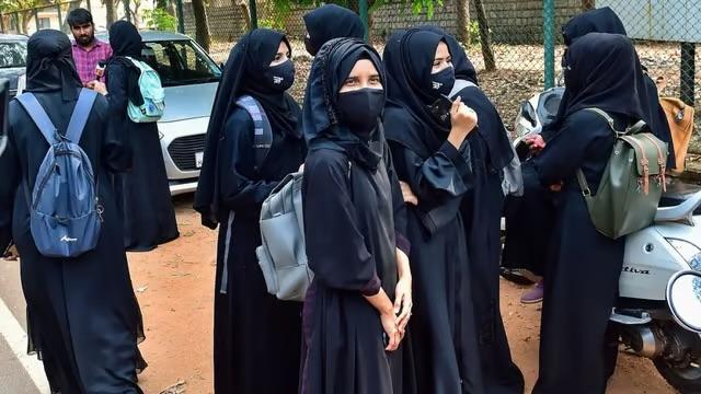 SC hijab mumbai college