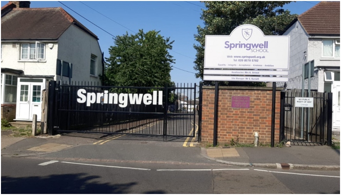 Remove Kalava, eat halal, change name: 3 Muslim students try to convert a Hindu classmate to Islam in West London school, suspended