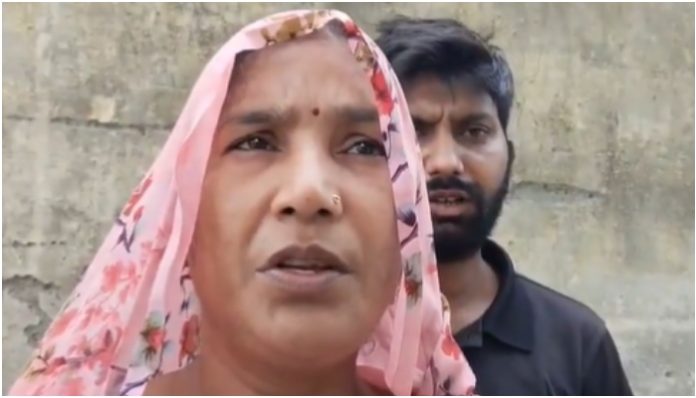 'Will ask Muslims to make Bangladesh in your house': Hindu woman threatened by municipal chairman Syed Abid Ali for complaining against Muslim hawkers blocking home, Bareilly Police responds