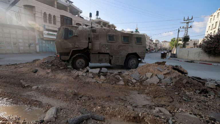 Israeli forces kill 5 Palestinian terrorists, including local terror leader, hiding inside a Mosque in the West Bank