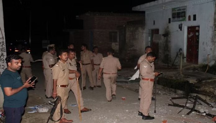 Uttar Pradesh: Saddam kidnaps a Hindu girl in Bareilly; 3 police personnel suspended over delay in filing FIR