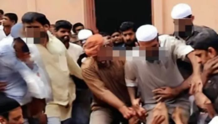Muslim mob hurls casteist abuses and assault Dalits with sharp weapons; incident from native area of Chandrashekhar 'Ravan'
