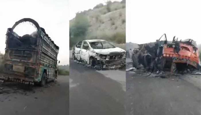 Pakistan: Armed militants offload passengers from buses, shot at least 23 ethnic Punjabis after checking IDs in Balochistan